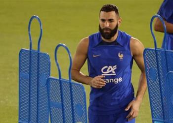 وزيرة الرياضة الفرنسية تمنيت عدم اعتزال بنزيما