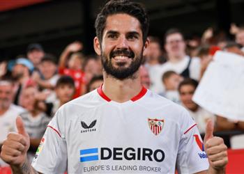 إشبيلية يستعد لفسخ عقد إيسكو وأندية الدوري الإنجليزي تترقب