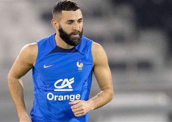بنزيما يواصل تصفية حساباته مع منتخب فرنسا بتصرف جديد