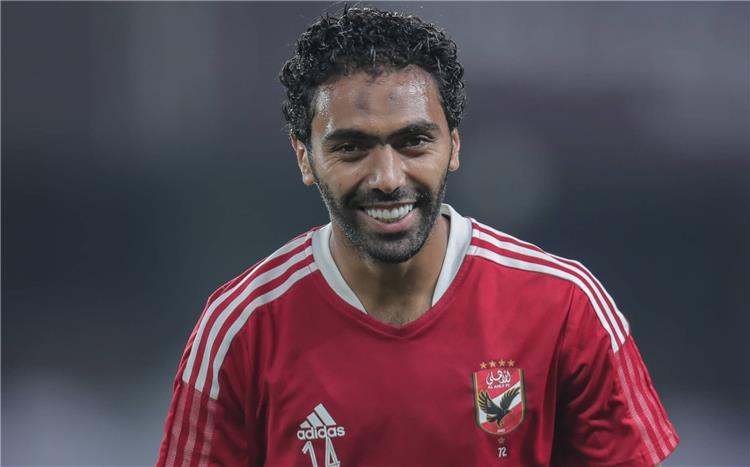 حسين الشحات: أتساوى مع رونالدو ورونالدينيو في إنجاز واحد.. وأحب هدفي في  الزمالك - بطولات