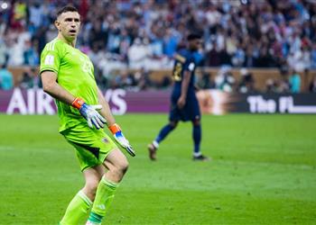 إيميليانو مارتينيز يسخر من لاعب فرنسا بعد فوز الأرجنتين بكأس العالم أفسد كل شيء