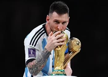 ديل بوسكي ميسي أفضل لاعب رأيته في حياتي وأختاره على كريستيانو رونالدو