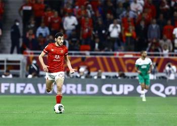 أكرم توفيق يبرئ زميله من تهمة إصابته بالرباط الصليبي في مران الأهلي