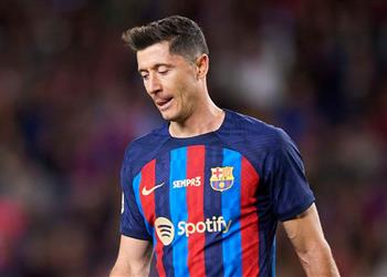 ليفاندوفسكي إيقافي 3 مباريات في الليجا أمر مؤلم وما حدث مع الحكم ليس السبب