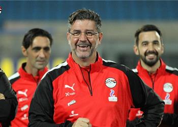 خاص فيتوريا يضع شروطه لنقل معسكرات منتخب مصر إلى مشروع الهدف