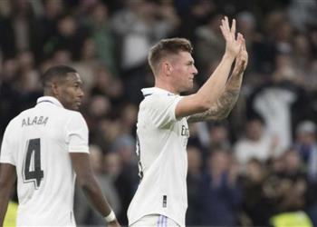 موندو كروس يثير الغموض حول مستقبله في ريال مدريد