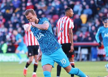 بهدفه في برينتفورد هاري كين يعزز رقمه في البوكسينج داي مع توتنهام