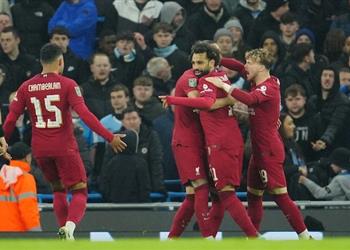 تشكيل ليفربول أمام أستون فيلا في الدوري الإنجليزي محمد صلاح أساسي ا وعودة فان دايك