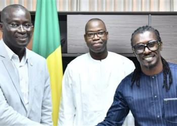 الاتحاد السنغالي ي علن مصير سيسيه من الاستمرار بعد كأس العالم