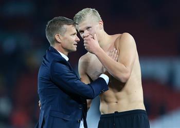 مدرب ليدز يونايتد قبل مواجهة مانشستر سيتي لدينا خطة لإيقاف هالاند