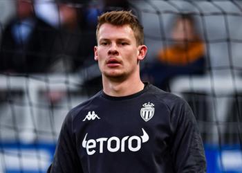 نوبل يعلن موقفه من العودة إلى بايرن ميونخ بعد إصابة نوير