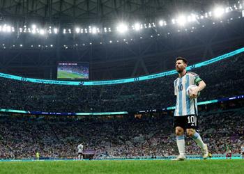 رونالد كومان شعرت بالفشل في برشلونة بسبب ميسي