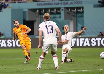 فيديو دالي بليند يسجل هدف هولندا الثاني أمام أمريكا في كأس العالم