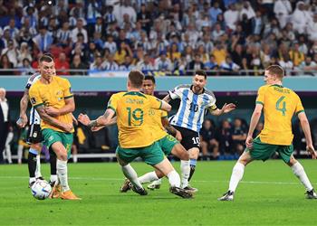 فيديو ميسي يسجل هدف الأرجنتين الأول أمام أستراليا