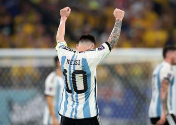 ميسي يحقق 3 أرقام قياسية في فوز الأرجنتين على أستراليا بـ كأس العالم