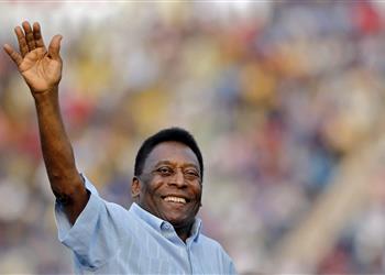 الدوري الإنجليزي يتخذ قرار ا بشأن بيليه بعد وفاته