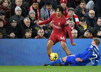 أرنولد نحتاج معجزة للفوز بالدوري الإنجليزي وأريد التطور دفاعي ا