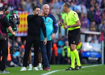 تشافي مهاجما الحكم فقد السيطرة على المباراة وكان علينا تسجيل الهدف الثاني