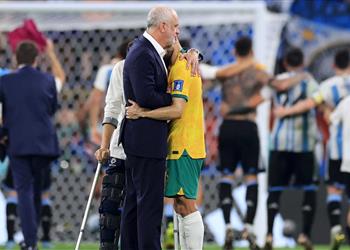 مدرب أستراليا حرصنا على ألا نشعر بالرهبة من ميسي المذهل وفخور باللاعبين