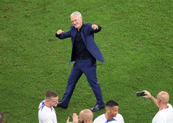 ديشامب مبابي يسجل أهداف ا بأرجل سحرية وكوندي لم يكن أمامي لحسن حظه