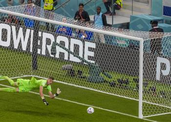 نوبيرت عن مواجهة ميسي مجرد إنسان مثلنا ويمكنني التصدي لـ ركلة جزاء منه