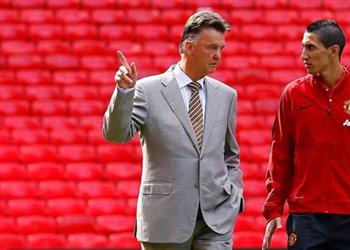 فان جال يرد على دي ماريا بعد وصفه له بأسوأ مدرب في العالم ويستشهد بـ ديباي