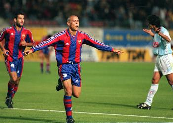 رونالدو اللعب في برشلونة كان أسهل من الدوري الإيطالي