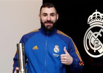 بنزيما يقدم وعد ا لجماهير ريال مدريد سنقاتل للفوز بالألقاب