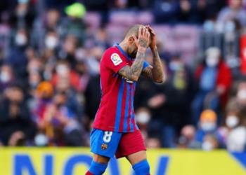 كادينا سير برشلونة يقدم التماس ا ضد عقوبة إيقاف داني ألفيس