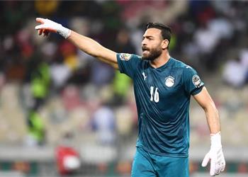 أبو جبل يوضح سبب رفضه الخروج من مباراة المغرب ويعتذر لطبيب منتخب مصر