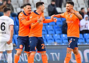 فيديو وبالأرقام كل ما قدمه تريزيجيه في ظهوره الأول مع باشاك شهير في الدوري التركي