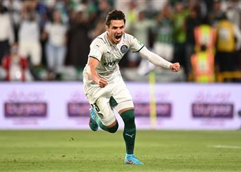 فيديو فيجا يسجل هدف تعادل بالميراس أمام تشيلسي