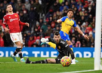 دي خيا يوجه رسالة غاضبة بعد تعادل مانشستر يونايتد مع ساوثهامبتون