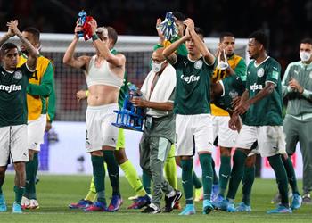 مدرب بالميراس بعد الهزيمة من تشيلسي سأعاقب اللاعبين إذا لم يحتفلوا ويتناولوا الجعة