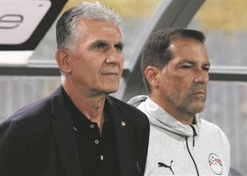 مساعد كيروش يعلن سبب إيقافه 4 مباريات ويؤكد محمد صلاح ليس بريما دونا