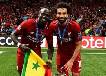 أسطورة آرسنال ليفربول لن يستطيع الحفاظ على محمد صلاح وماني مع ا