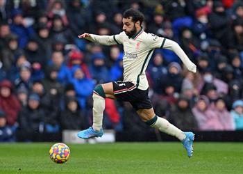 تعرف على تقييم محمد صلاح بعد مباراة ليفربول وبيرنلي في الدوري الإنجليزي