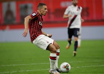 ميلان يغلق الباب في وجه ريال مدريد ويقترب من تجديد عقد بن ناصر