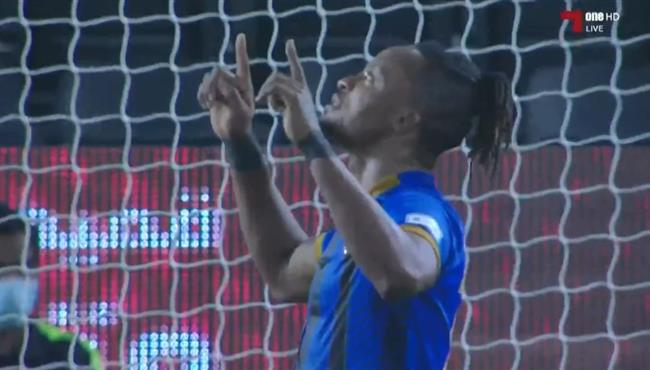 هدف والتر بواليا في مباراة السيلية والعربي بكاس قطر