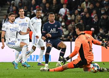 فيديو كعب نيمار ولدغة مبابي يقودان باريس سان جيرمان لتصحيح خطأ ميسي وتحقيق فوز قاتل على ريال مدريد