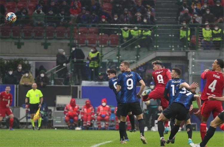 هدف فيرمينو في مباراة ليفربول وإنتر من ميلان
