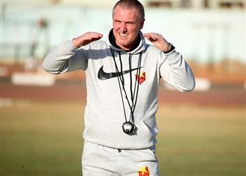 مدرب المريخ الأهلي سيسيطر أمام الهلال وأطمح لمواجهة أقوى مدرب في إفريقيا