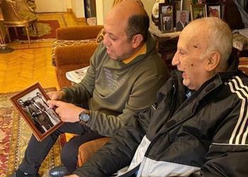 أحمد سليمان يعلن وفاة لاعب الزمالك الأسبق