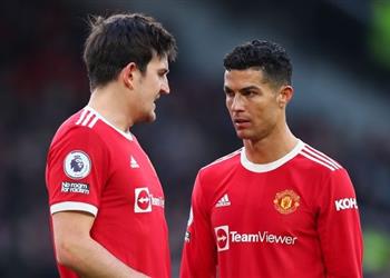 انقسام في مانشستر يونايتد بسبب شارة القيادة ومحادثات بين رونالدو وماجواير