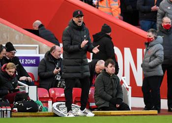 كلوب يعلن غياب مهاجم ليفربول لمدة طويلة ويعترف تغيير طريقة اللعب ضد نورويتش فكرة بيب