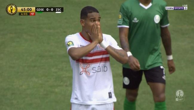 مدافع ساجرادا يحرم سيف الدين الجزيري من تسجيل هدف محقق للزمالك