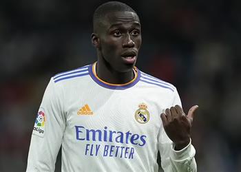 ريال مدريد يدرس استعادة لاعبه في الصيف بسبب ميندي