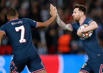 أسطورة فرنسا عن ميسي ومبابي نشهد موت ملك وصعود آخر