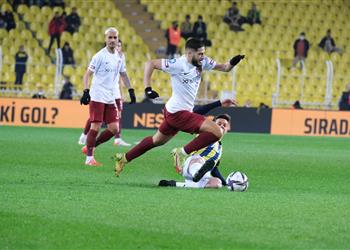 فيديو بمشاركة كهربا هاتاي سبور يسقط أمام فناربخشة بثنائية في الدوري التركي