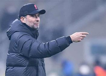 كلوب يوضح حالة فيرمينو وجوتا قبل مواجهة ليدز يونايتد ويحذر سنواجه خصم ا لا يستسلم